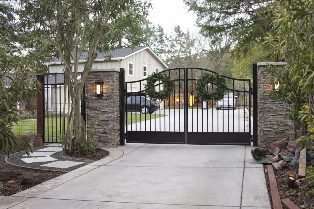 The Gate….Pinch Me, It’s Done! - Simply Organized