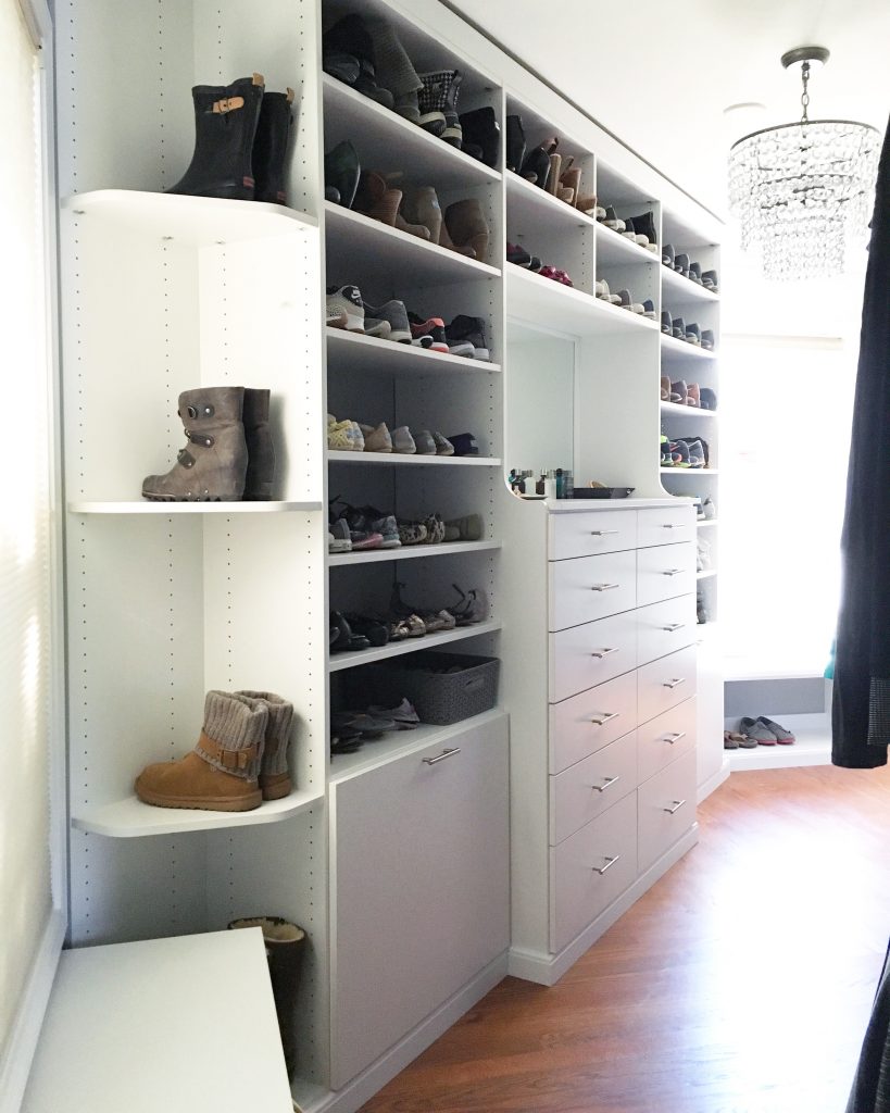 Simply Organized Closet Design