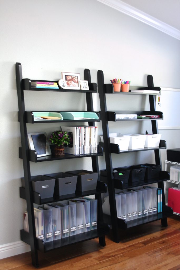 clean-wall-shelves