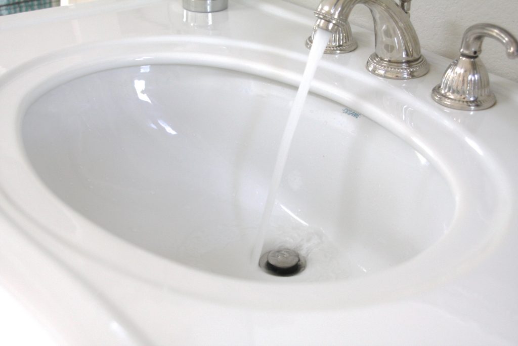 clean-sink-drain