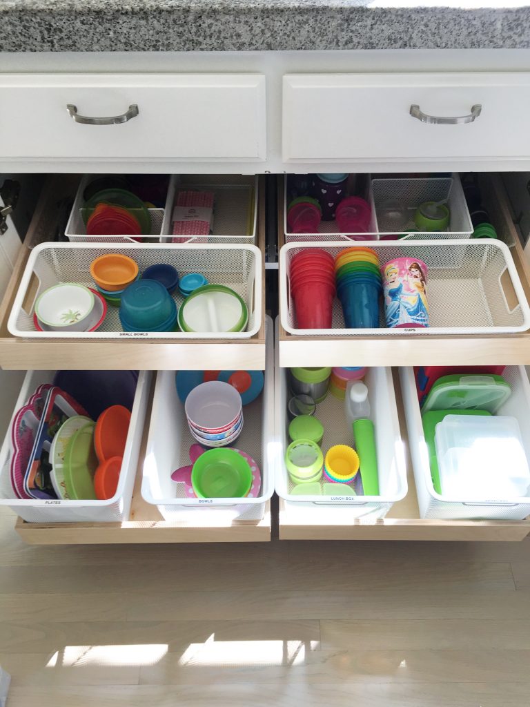organized-kids-plasticware