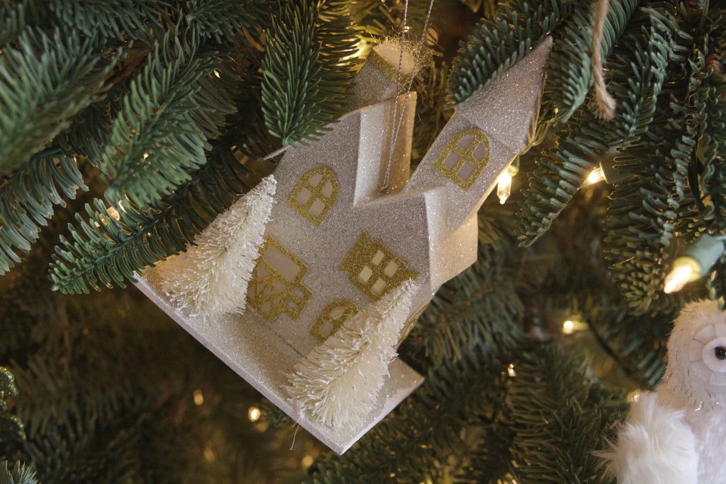 Christmas ornaments, Christmas decorating, Christmas tree