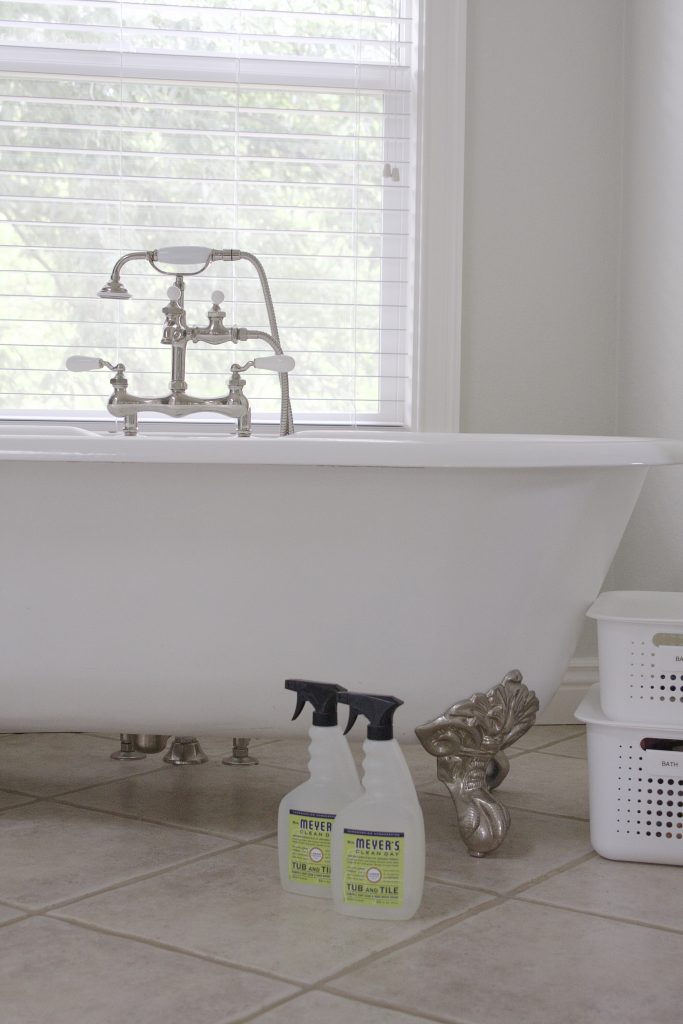 Make Bathroom Cleaning Fun During Your Spring Cleaning Routine