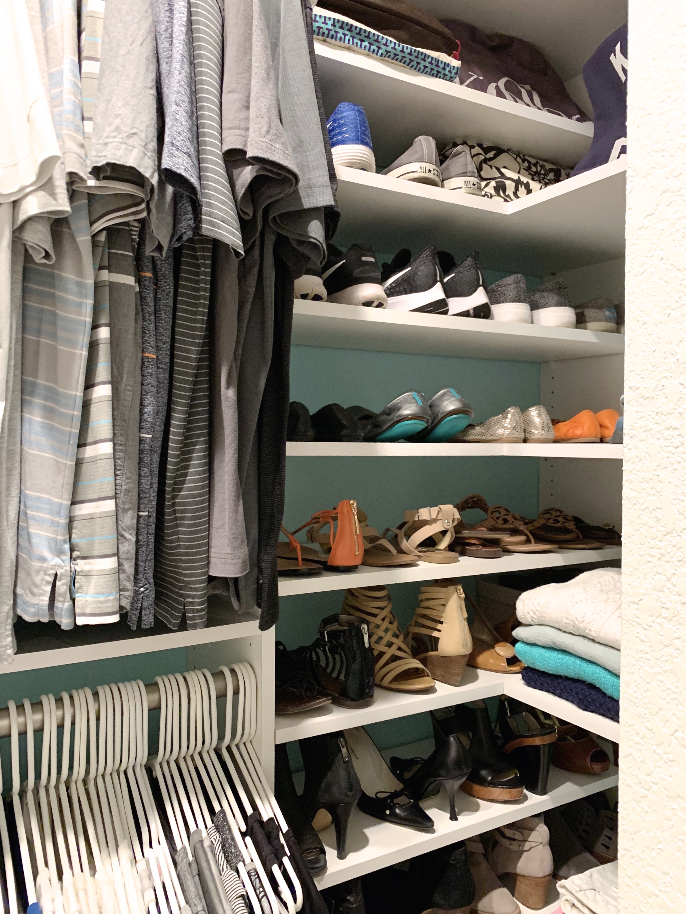 https://simplyorganized.me/wp-content/uploads/2019/02/shoes-organized-in-closet.jpg