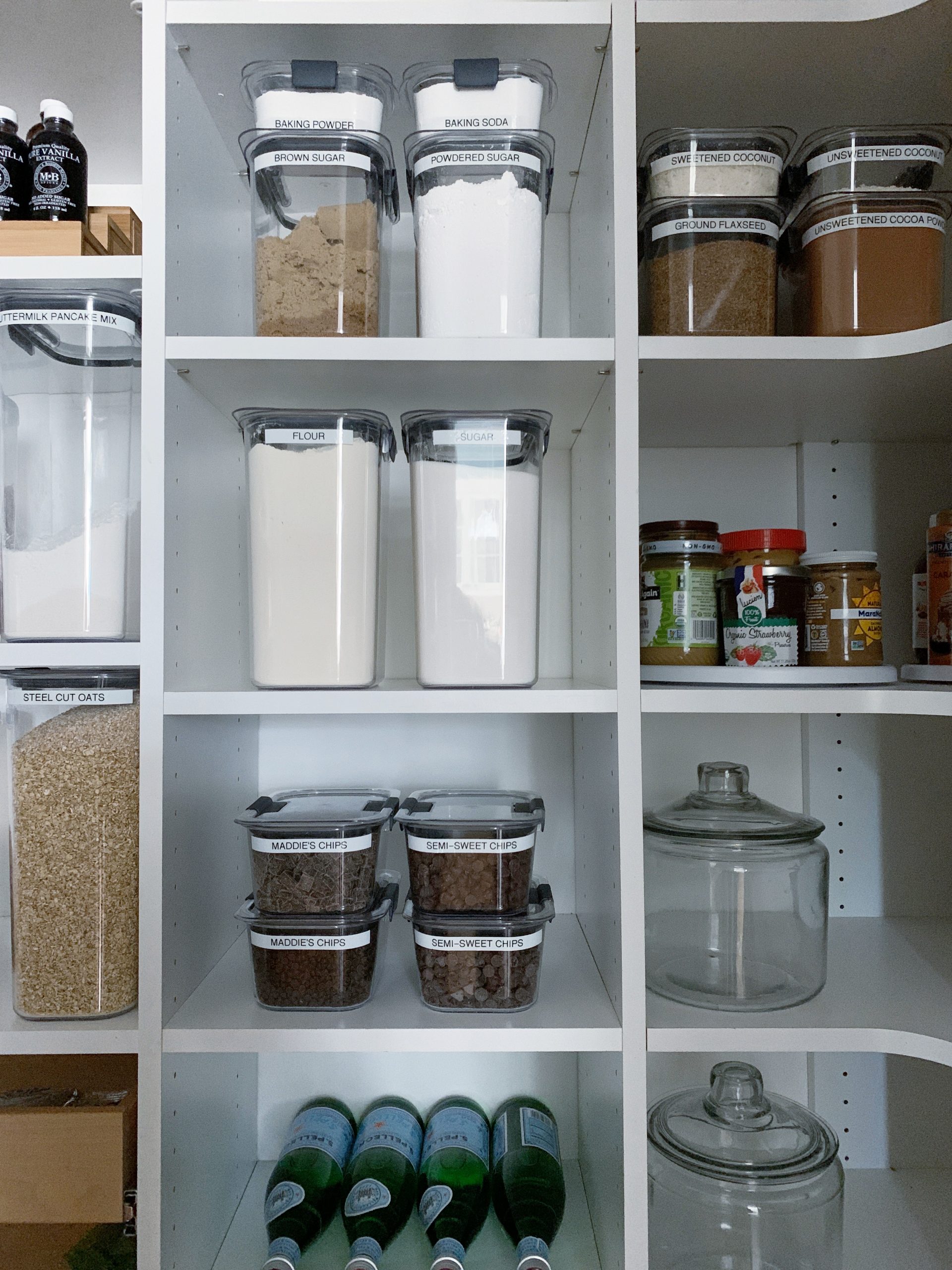 Time to get organized with #rubbermaid These Brilliance Pantry product