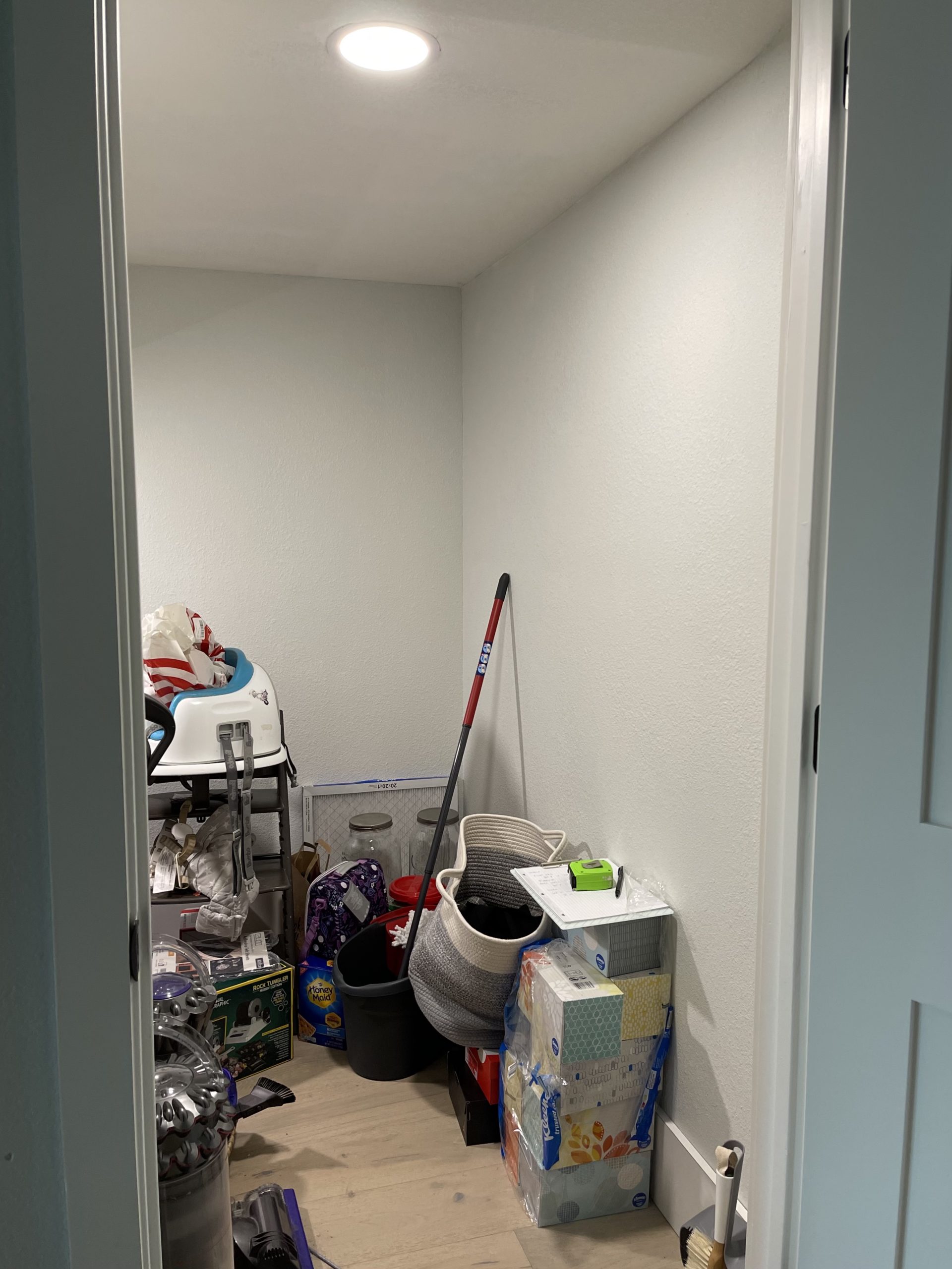 https://simplyorganized.me/wp-content/uploads/2022/08/simply-organized-under-stairs-closet-danville-california-before-shelving-scaled.jpg