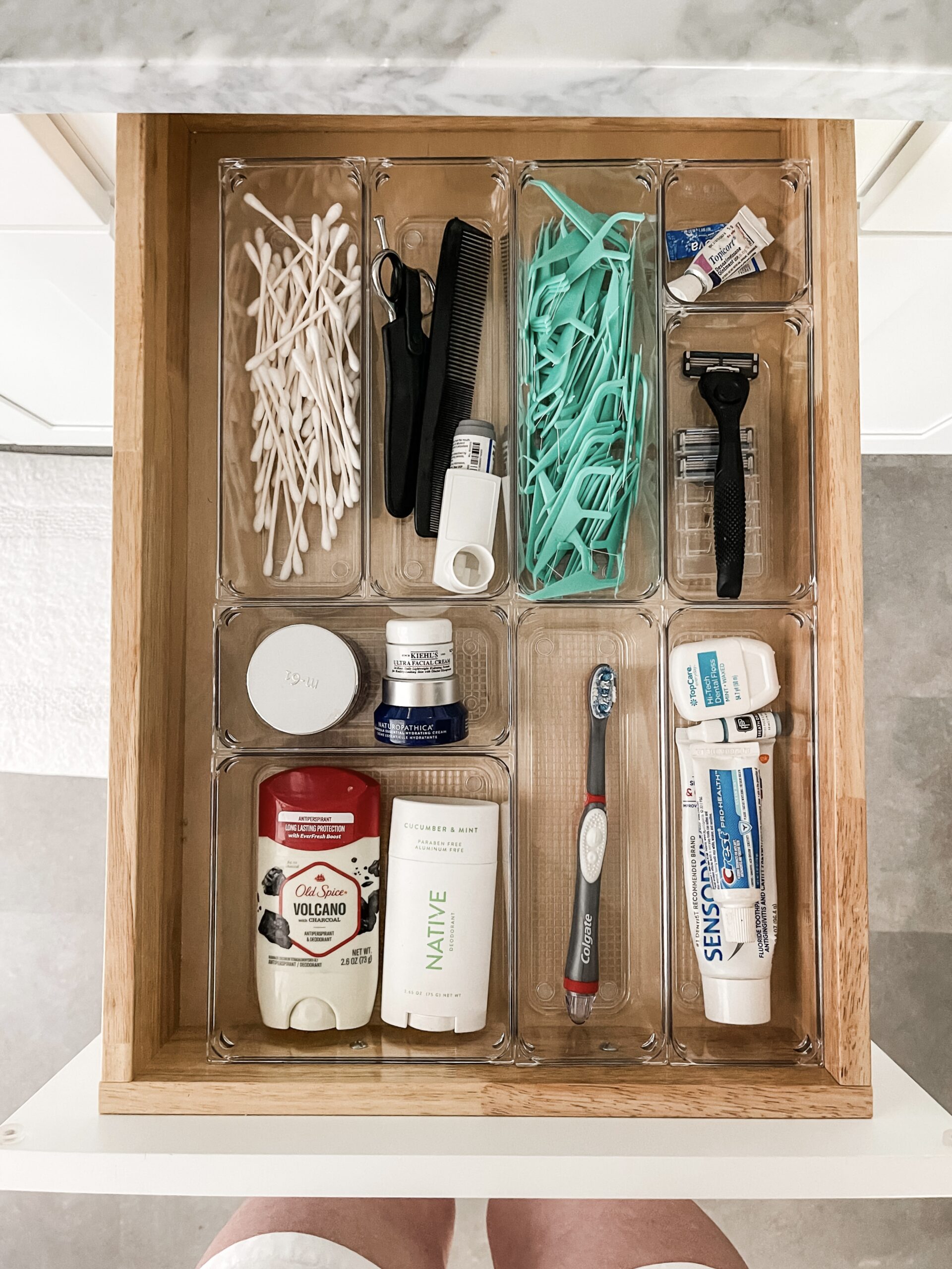 Bathroom Organization: How to Organize Under the Cabinet 